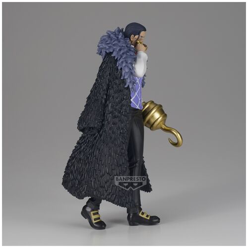 One Piece Crocodile Shukko Figure by Bandai